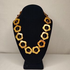 Beautiful Flower Shell and Purple Glass Bead Necklace